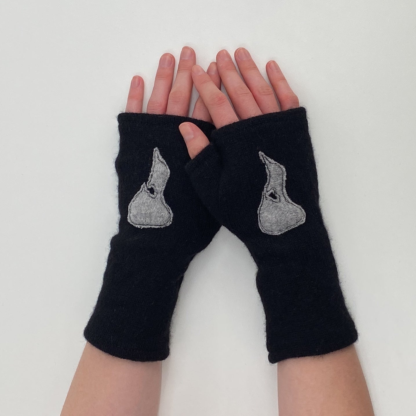 Cashmere Fingerless Gloves-Block Island