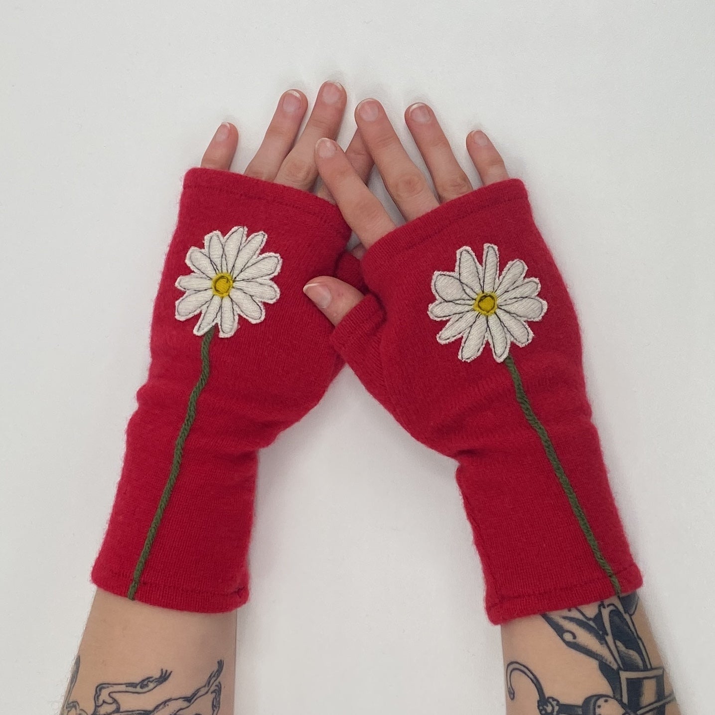 Gloves-Daisy