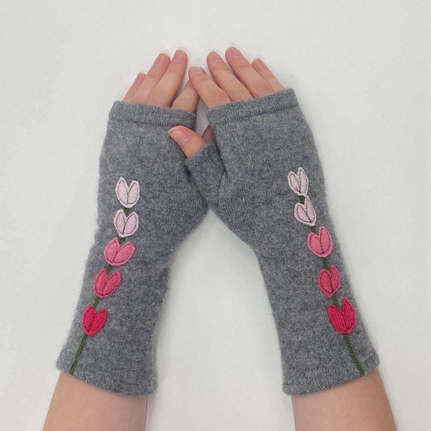 Gloves-Lupine