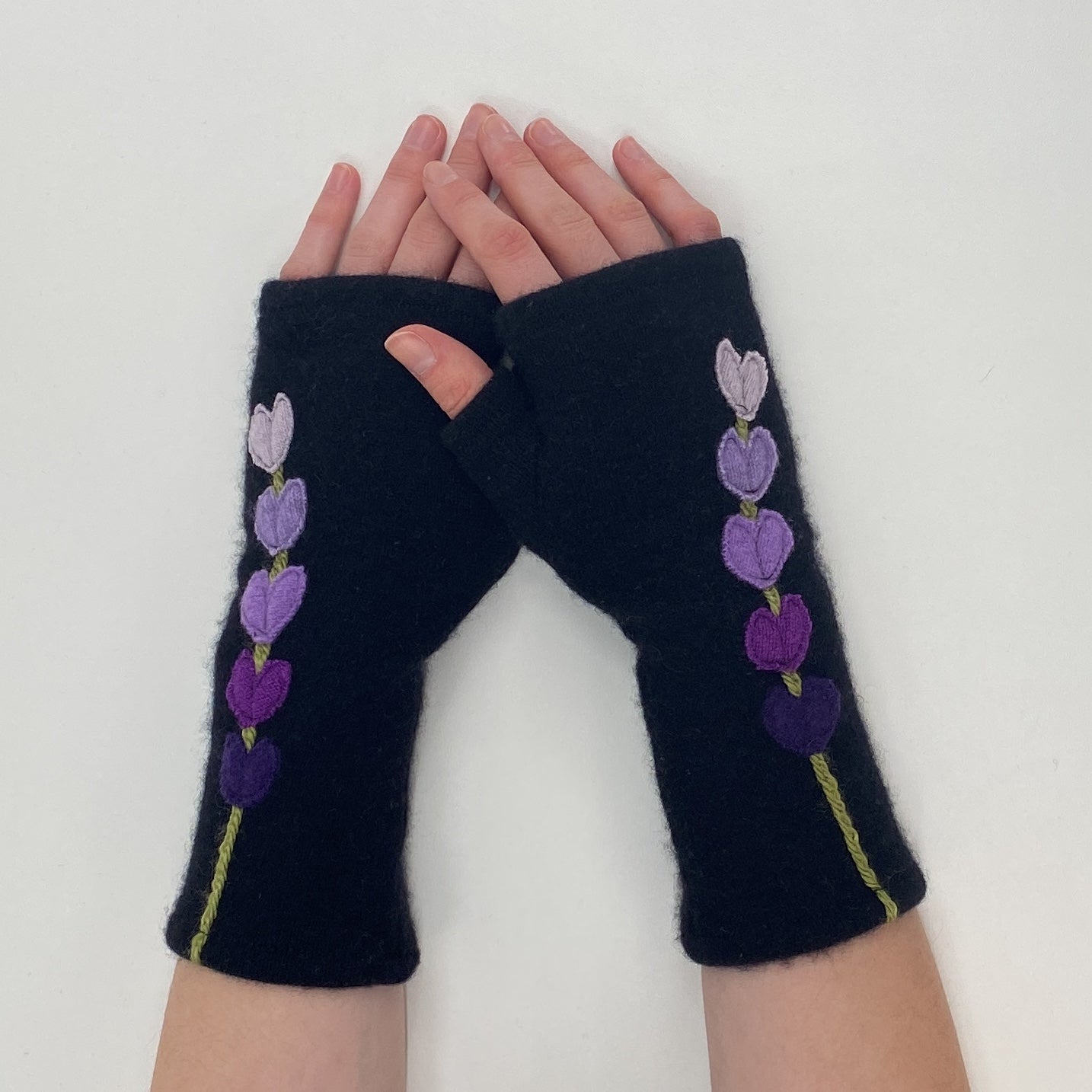 Gloves-Lupine