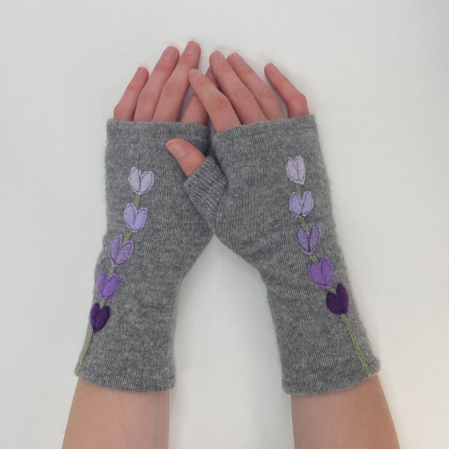 Gloves-Lupine