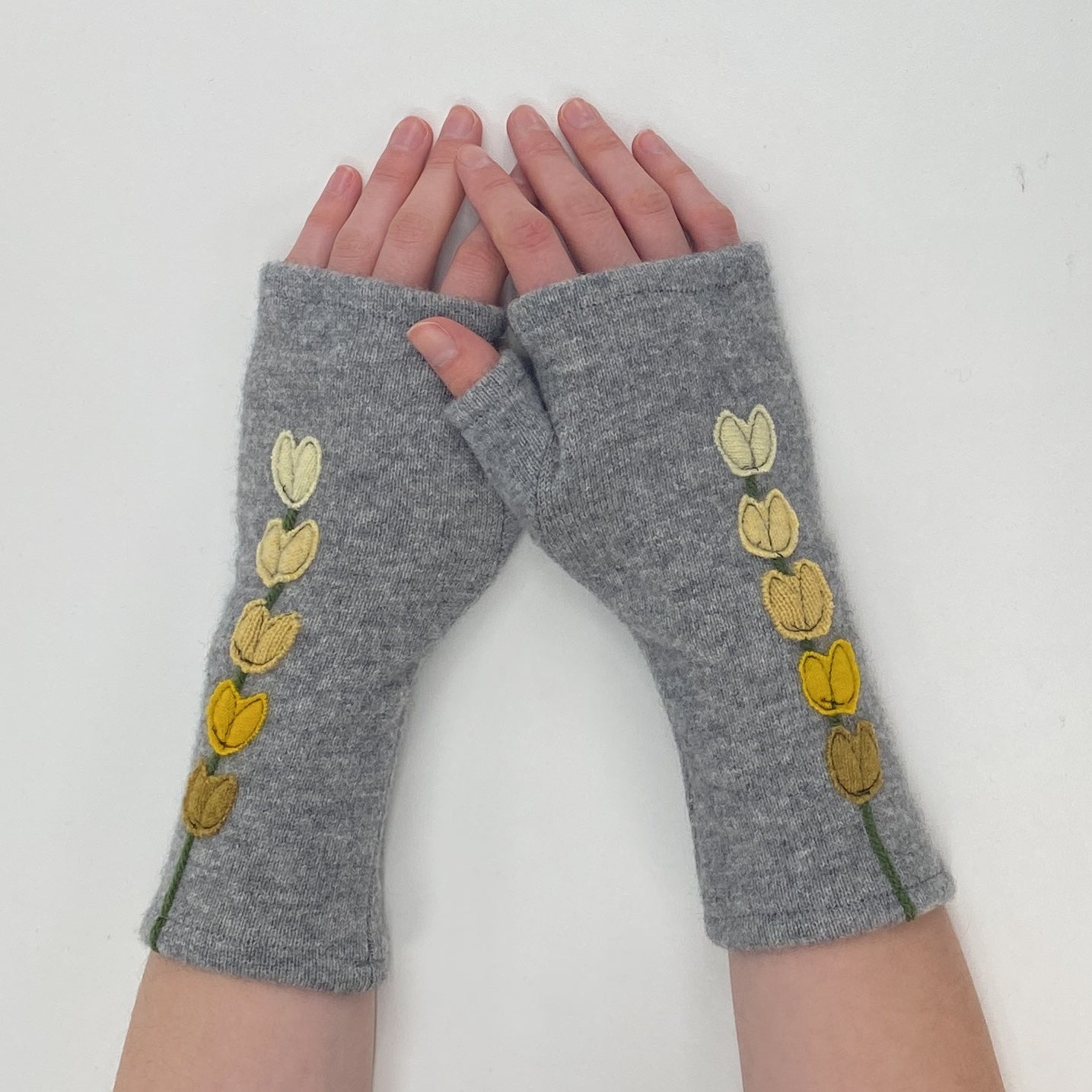 Gloves-Lupine
