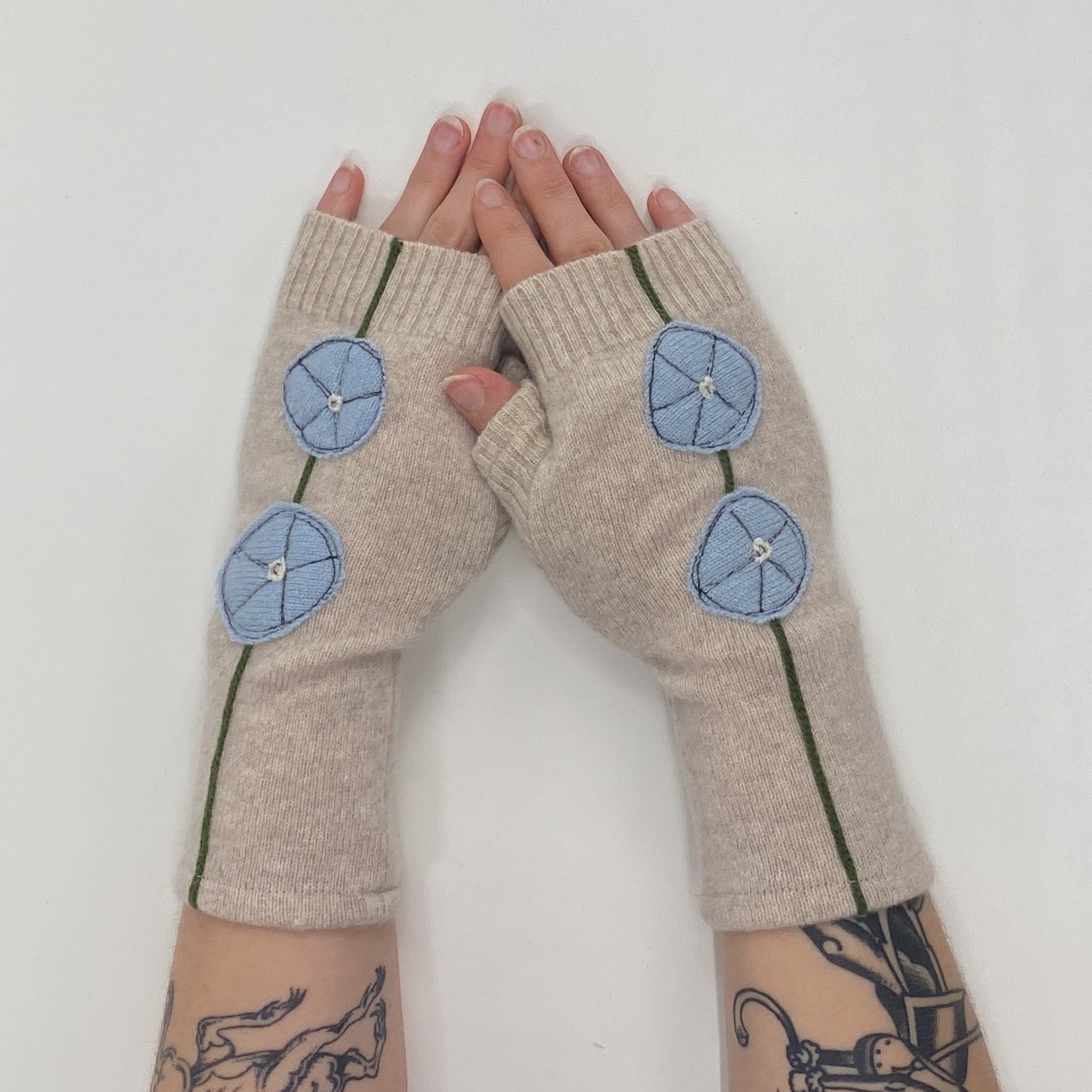 Gloves-Morning Glory