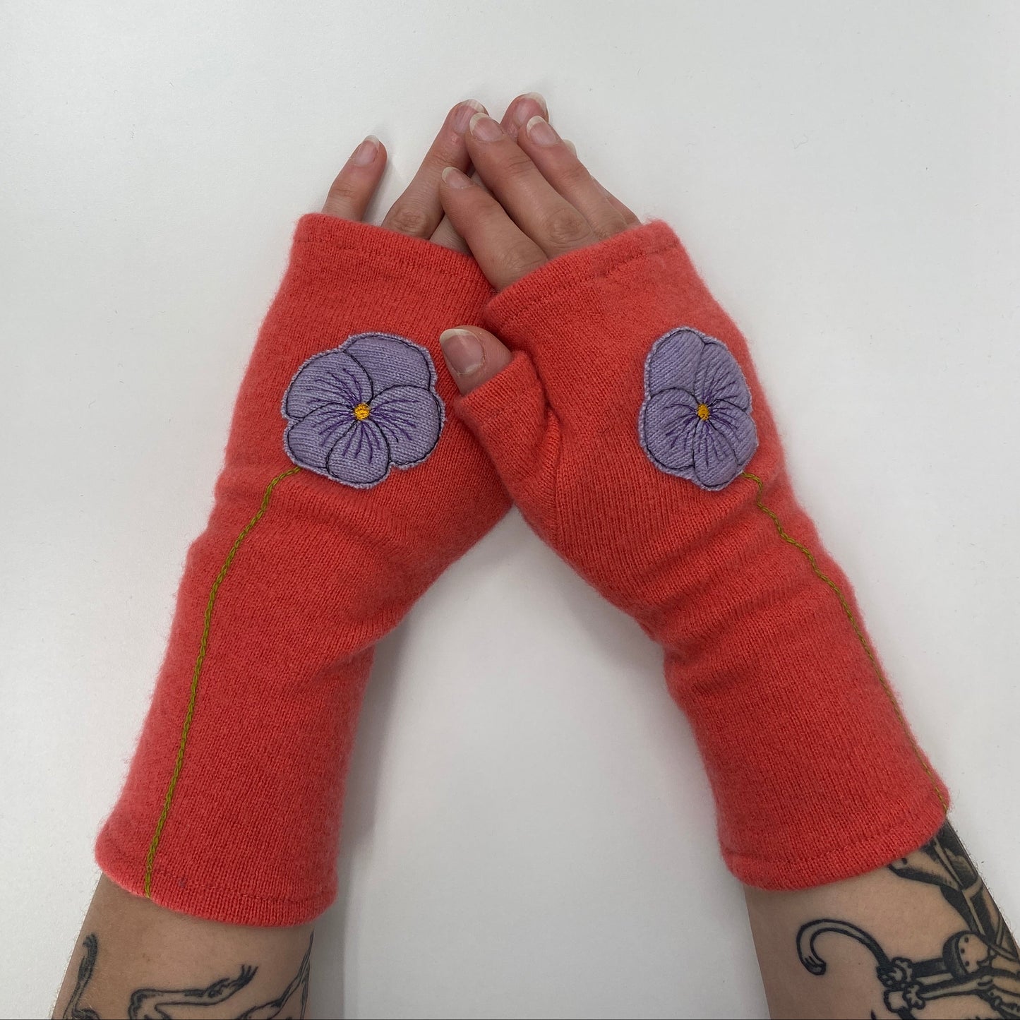 Gloves-Pansy