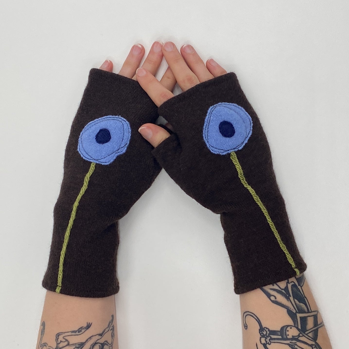 Gloves-Poppy