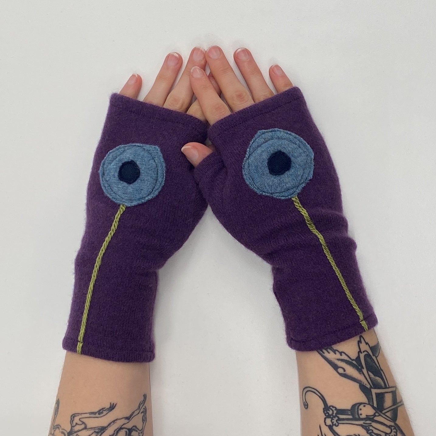 Gloves-Poppy
