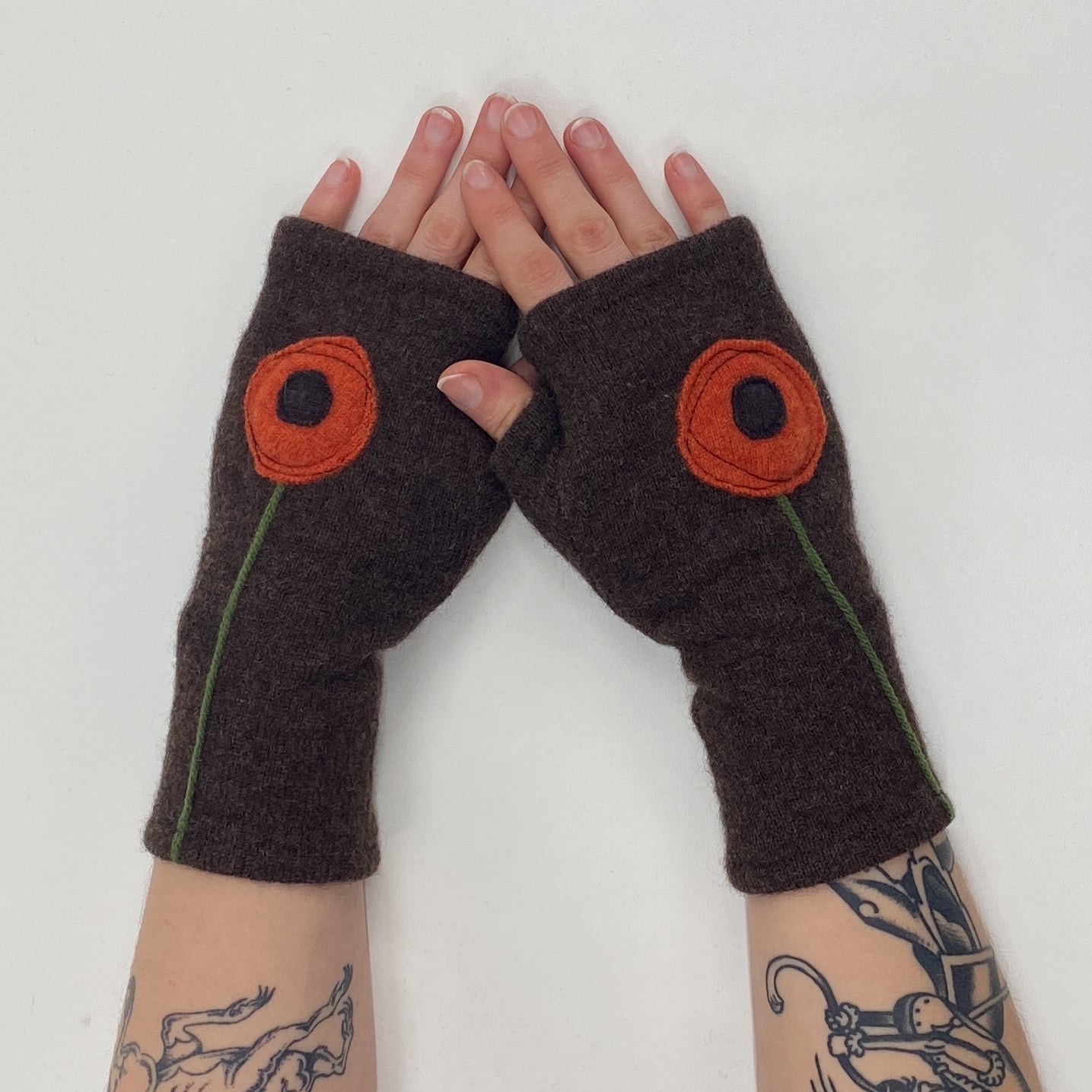 Gloves-Poppy