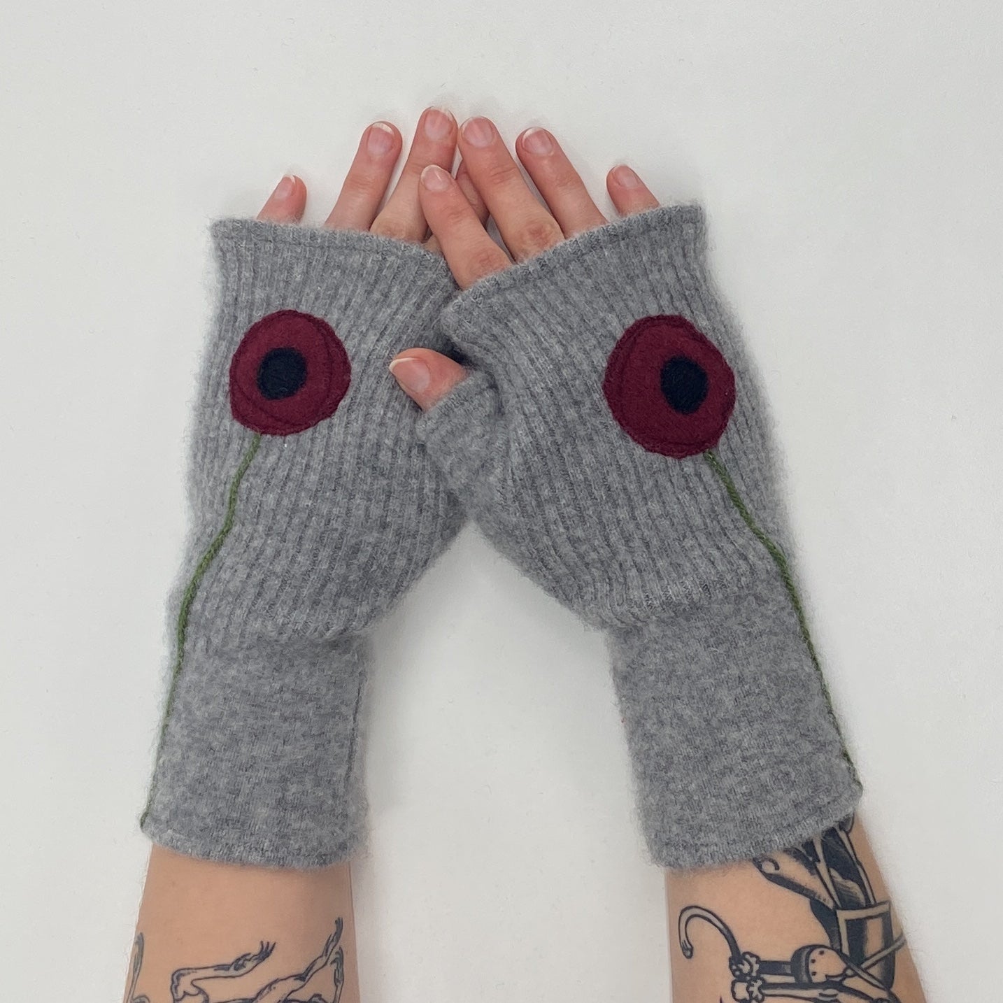 Gloves-Poppy