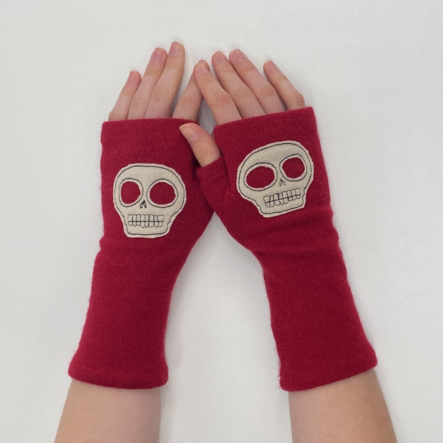 Gloves-Skulls