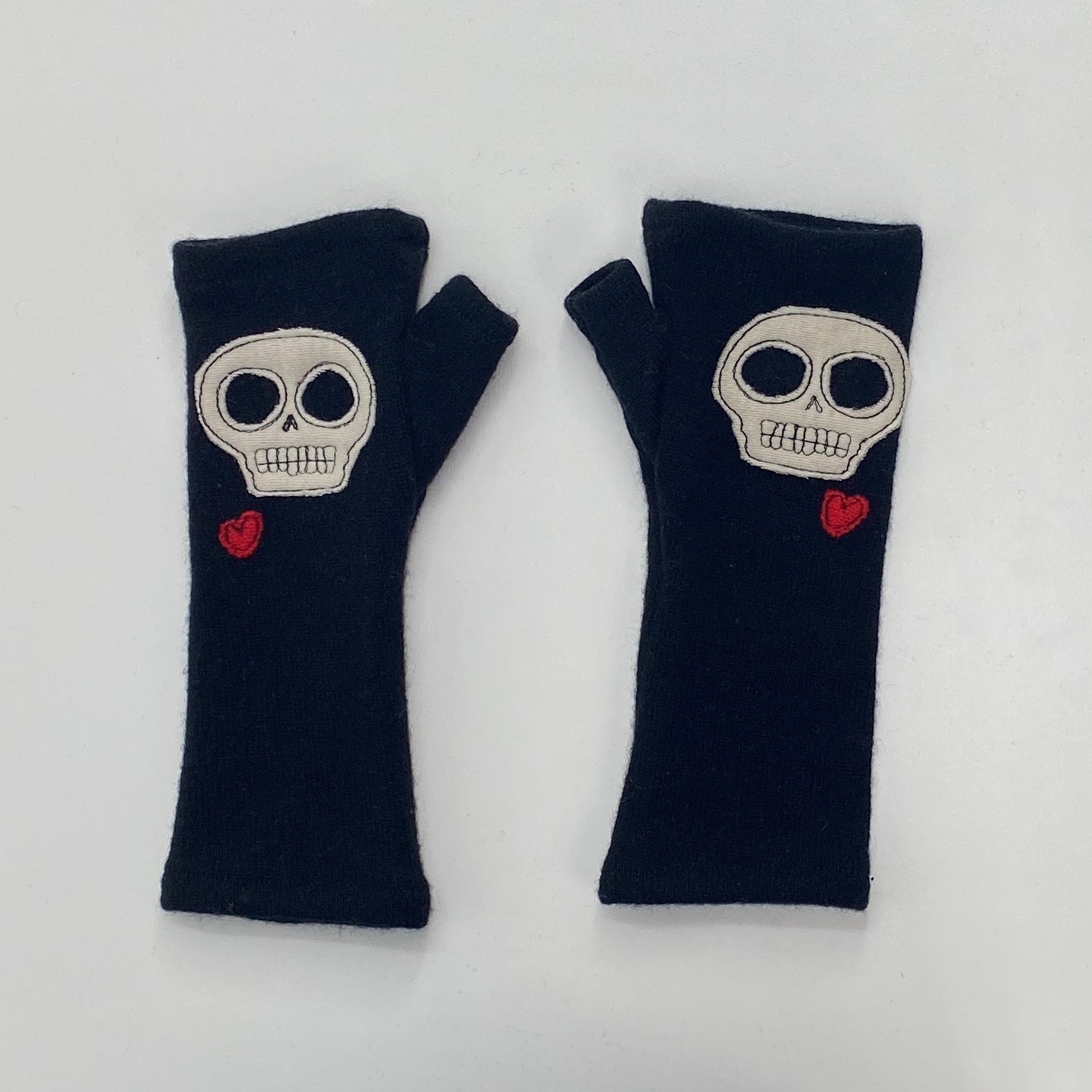 Gloves-Skulls