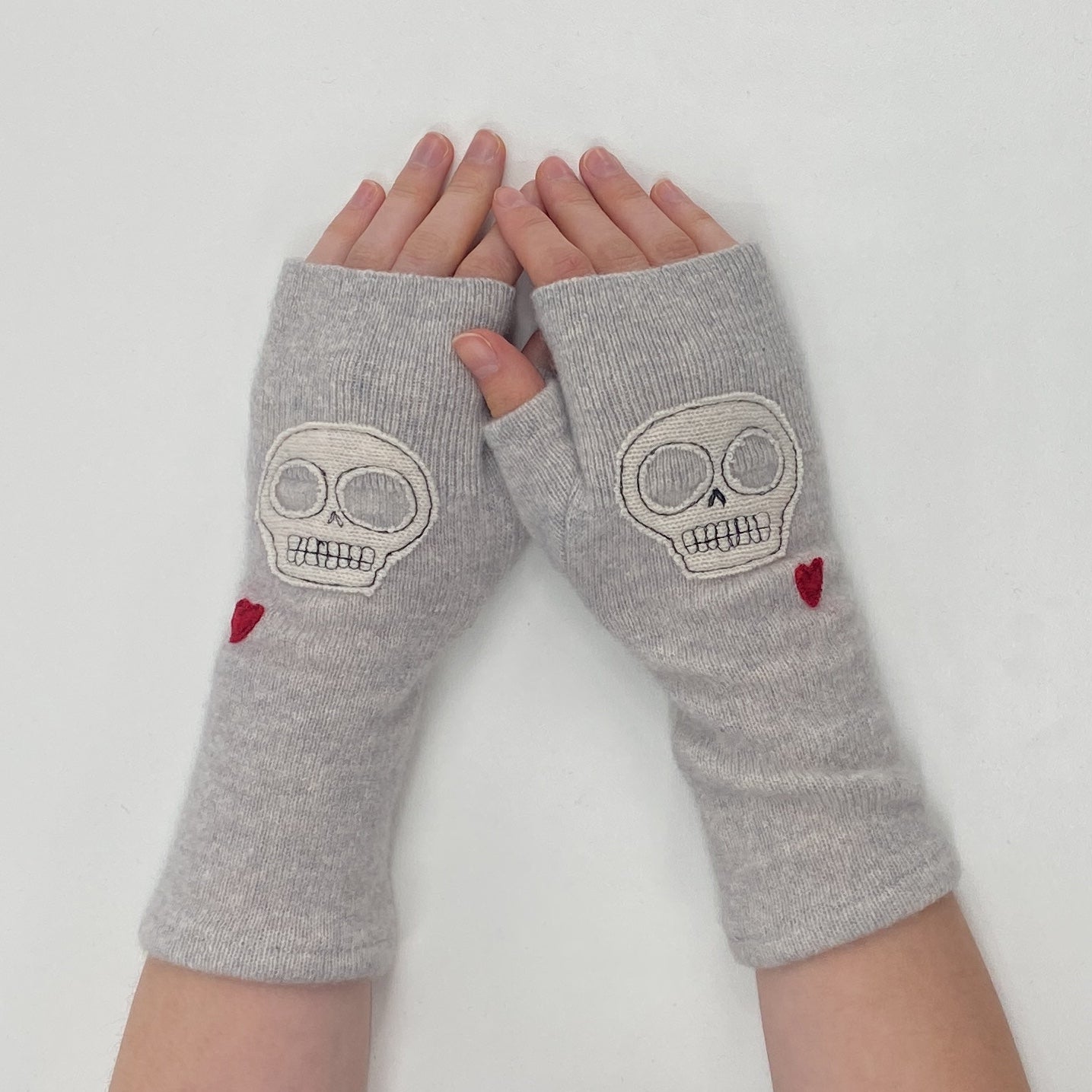Gloves-Skulls