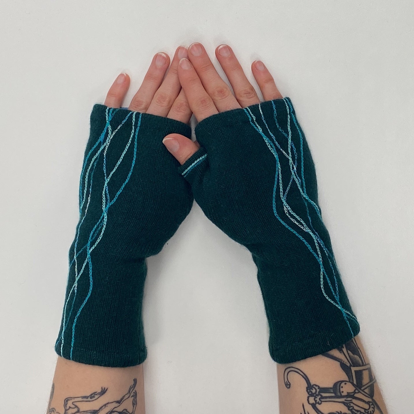 Gloves-Squiggle