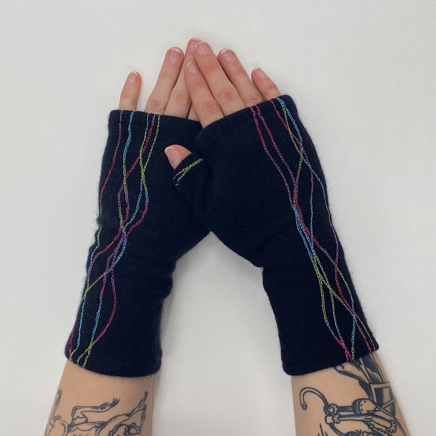 Gloves-Squiggle