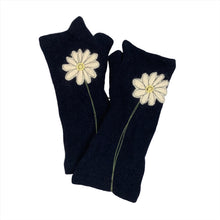 Load image into Gallery viewer, Gloves-Daisy
