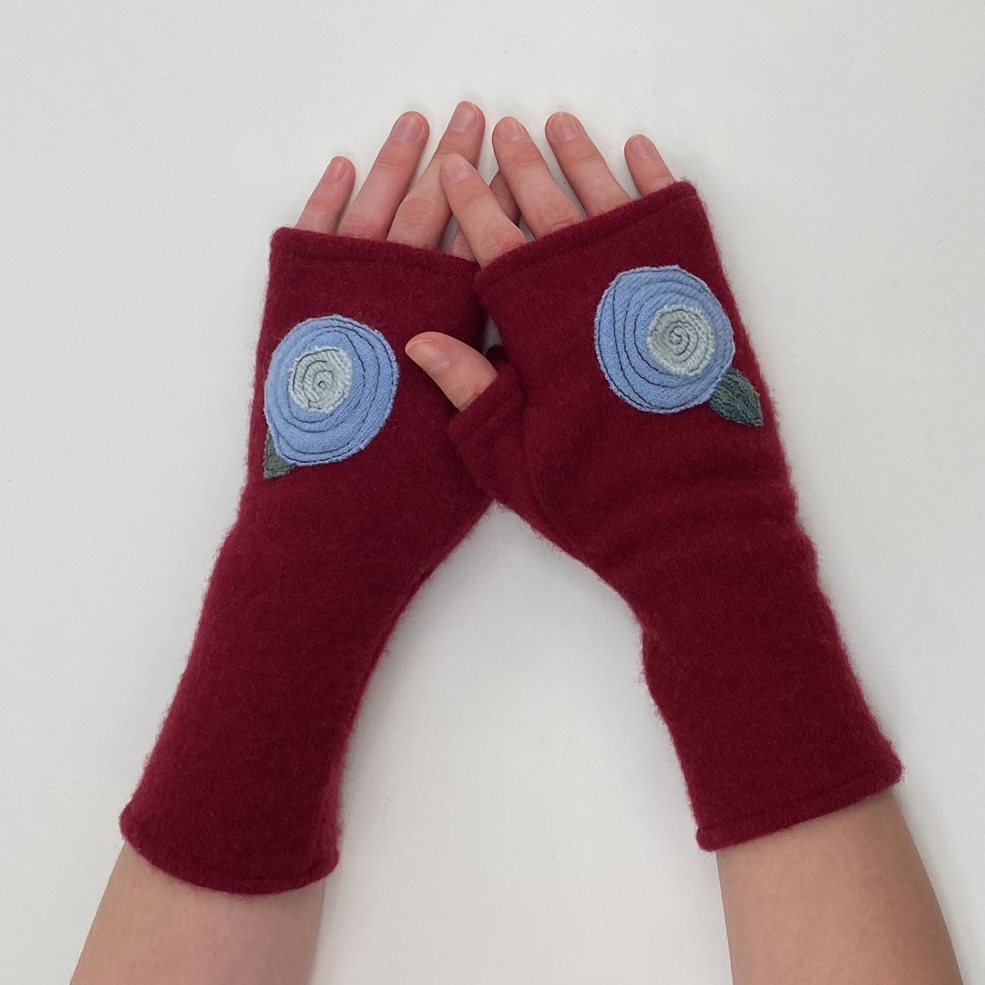 Gloves-Blooming Rose Single