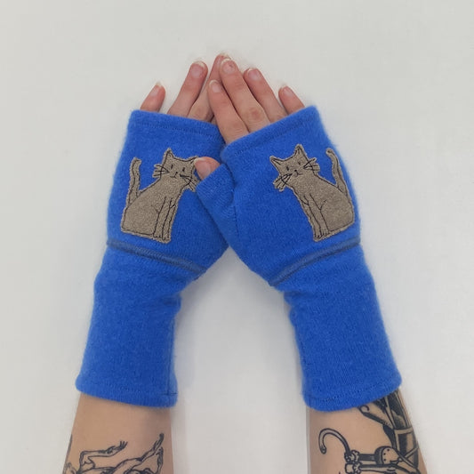 Gloves-Cat