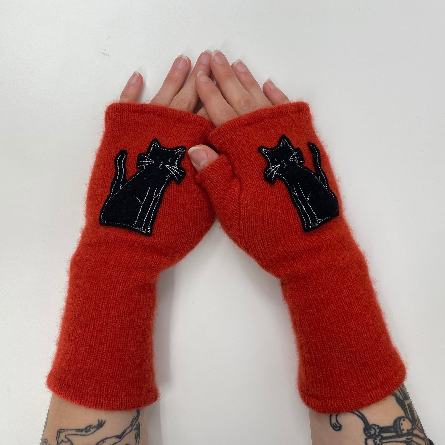 Gloves-Cat