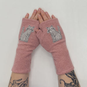 Gloves-Cat