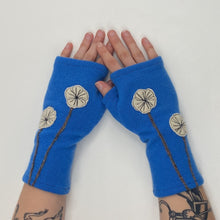 Load image into Gallery viewer, Gloves-Cherry Blossom
