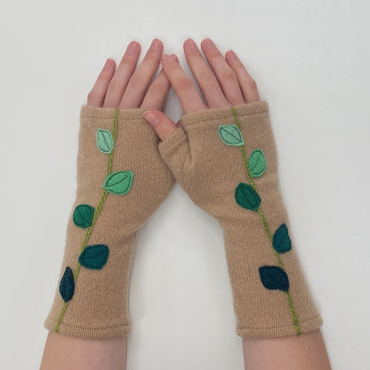 Gloves-Leaves