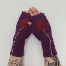 Load image into Gallery viewer, Gloves-Mum
