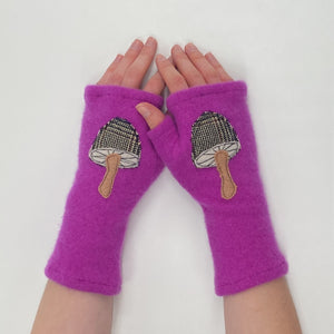 Gloves-Mushroom