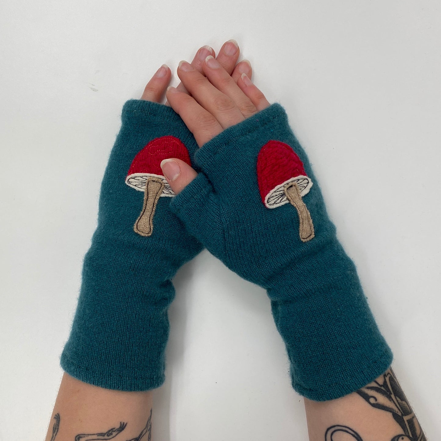 Gloves-Mushroom