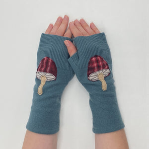 Gloves-Mushroom