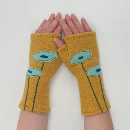 Gloves-Oval Poppy