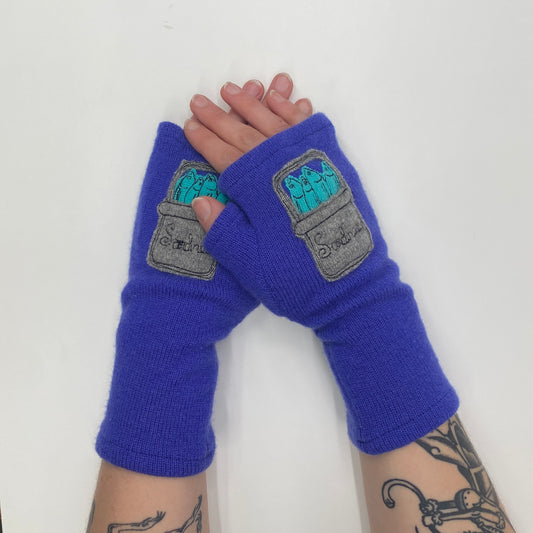 Gloves-Sardines