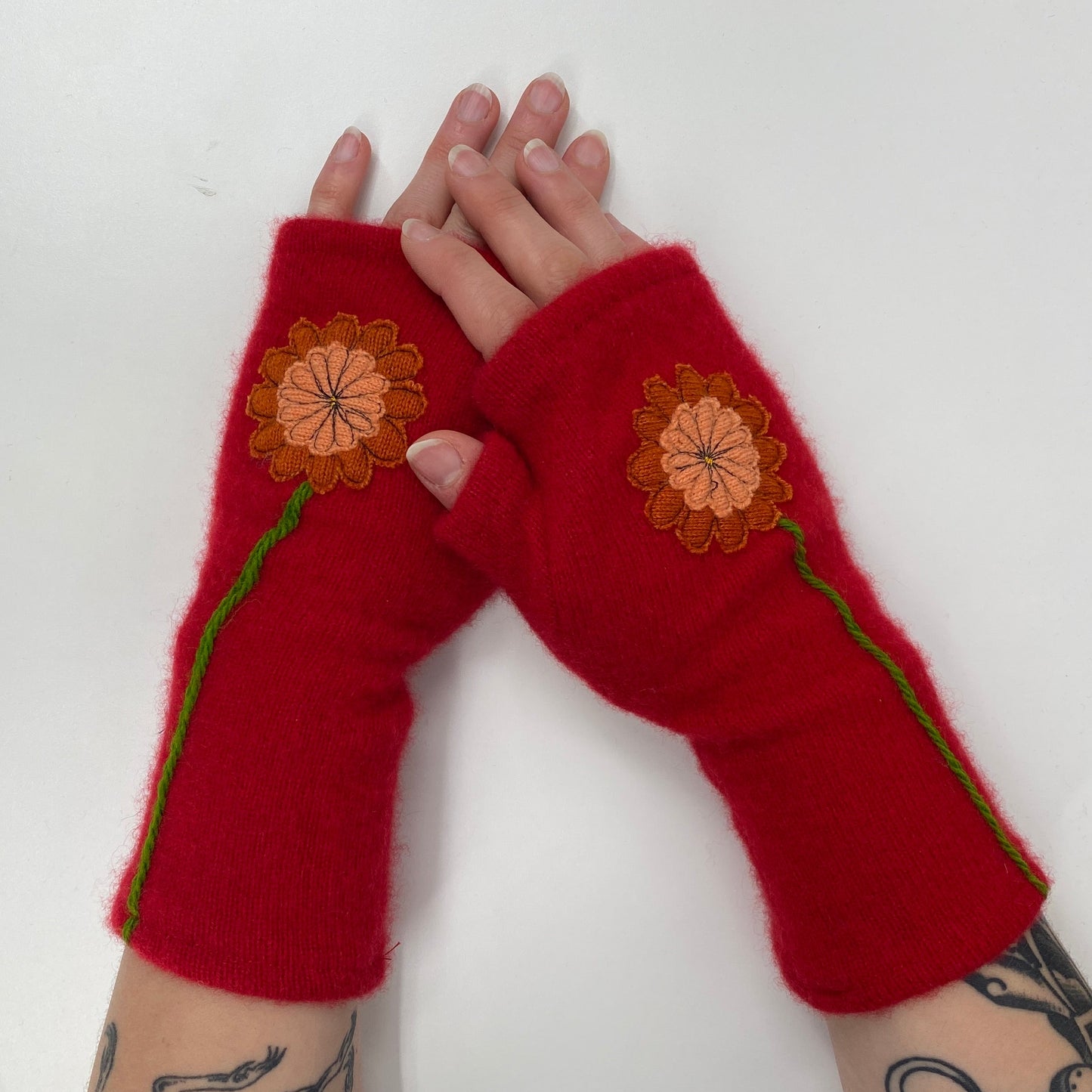 Gloves-Zinnia