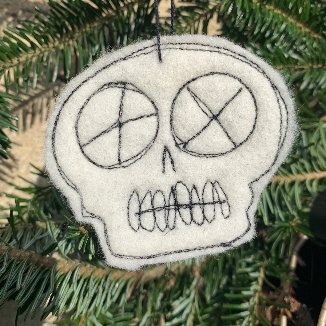 Dead Eye Skull Ornament