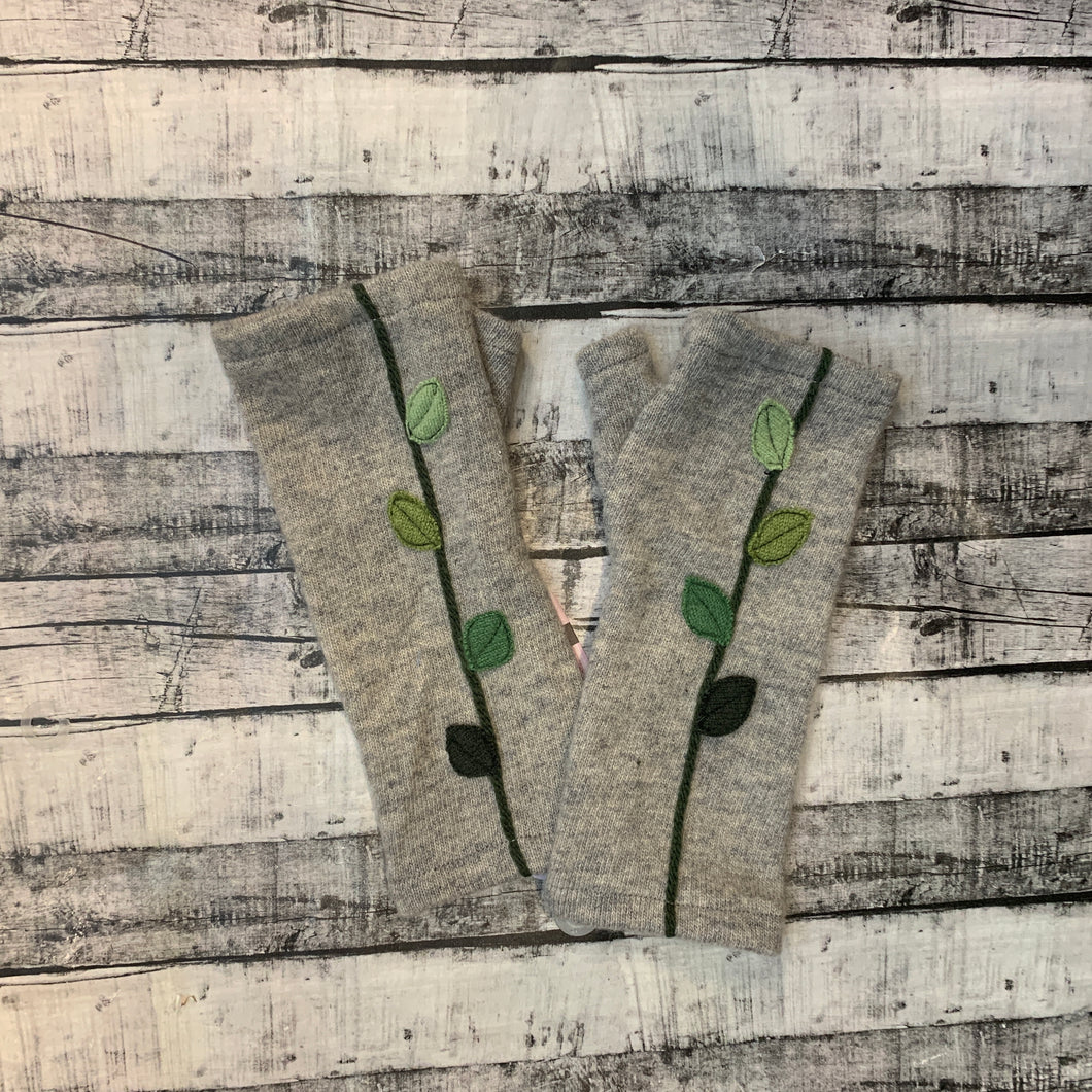 Gloves-Leaves