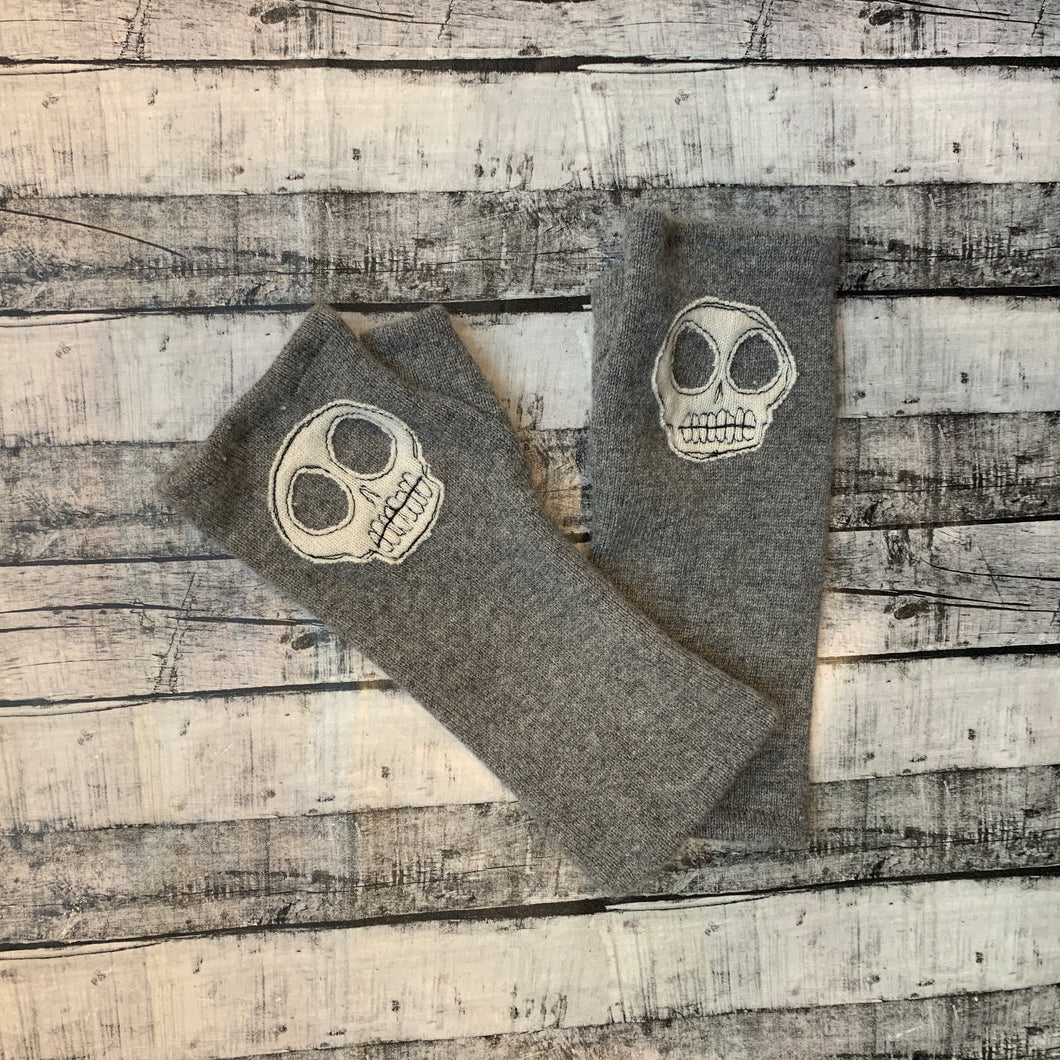 Gloves-Skulls